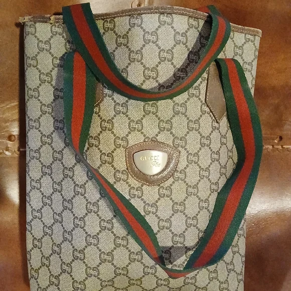 VINTAGE GUCCI PLUS TOTE - Picture 3 of 9